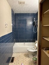 4850 Porterfield Dr in Dayton, OH - Building Photo - Building Photo