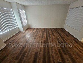 926 Wilmington Blvd in Los Angeles, CA - Building Photo - Building Photo