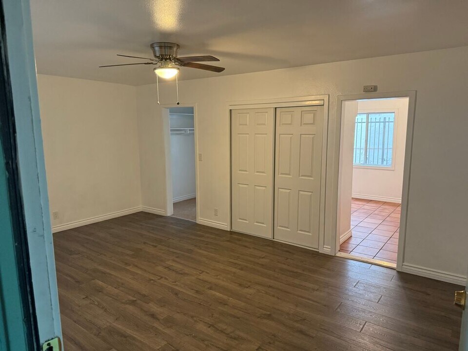 749 S Berendo St in Los Angeles, CA - Building Photo