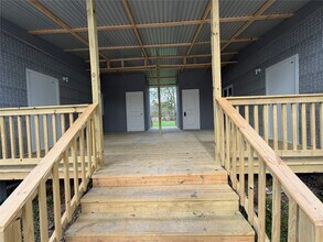 15435 Esther Dr in Conroe, TX - Building Photo - Building Photo