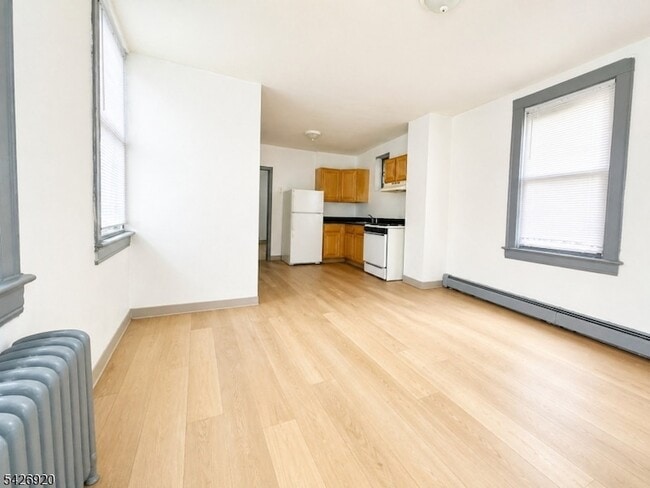 840 Mt Prospect Ave in Newark, NJ - Building Photo - Building Photo