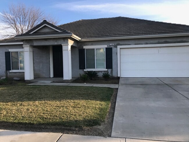 property at 1745 W Merritt St