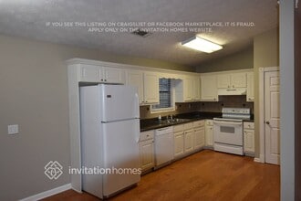 2204 Post Oak Dr in Duluth, GA - Foto de edificio - Building Photo