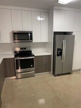 15295 SW 91st St in Miami, FL - Building Photo - Building Photo