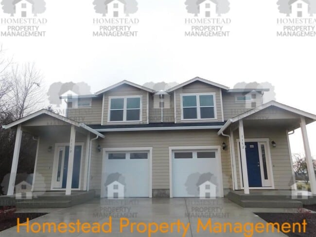 property at 1170-1172 SE Academy St