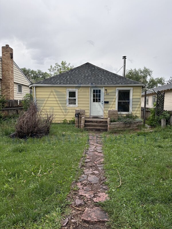 565 N 10th St in Laramie, WY - Building Photo - Building Photo