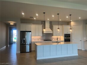 4062 Aquila Pl in Naples, FL - Building Photo - Building Photo