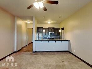 18214 Manera Wy in Edmond, OK - Foto de edificio - Building Photo