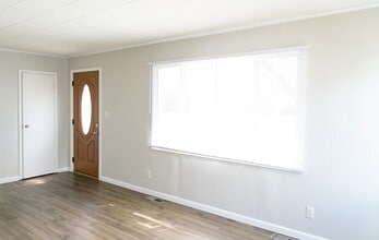 2373 Vale Dr in Dayton, OH - Building Photo - Building Photo