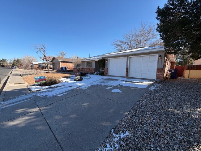 2828 Indiana St NE in Albuquerque, NM - Building Photo - Building Photo