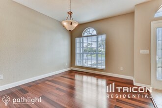 27447 Kirkwood Cir in Wesley Chapel, FL - Building Photo - Building Photo