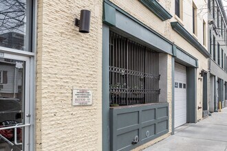 176 Sherman Ave in Jersey City, NJ - Building Photo - Building Photo
