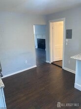 136 Old York Rd in Bridgewater, NJ - Building Photo - Building Photo