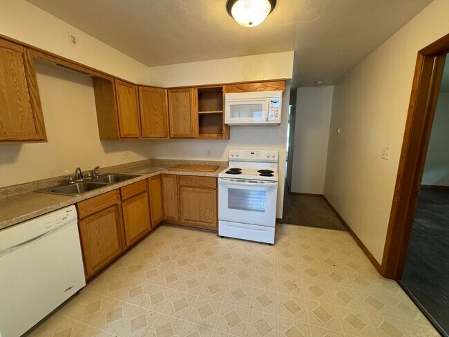 509 S State St in Hampshire, IL - Building Photo - Building Photo