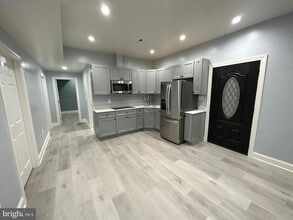 16200 Dorset Rd in Laurel, MD - Building Photo - Building Photo