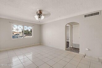 115 Miller Cir in El Paso, TX - Building Photo - Building Photo
