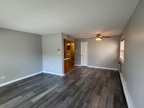 10925 Keating Ave in Oak Lawn, IL - Building Photo - Building Photo