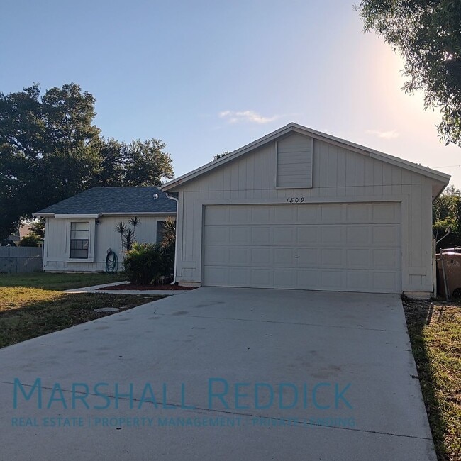 1809 SW 3rd Ave in Cape Coral, FL - Building Photo - Building Photo