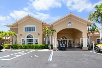 9025 Colby Dr in Ft. Myers, FL - Building Photo - Building Photo