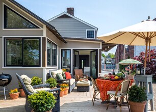 437 State St in Hudson, NY - Foto de edificio - Building Photo