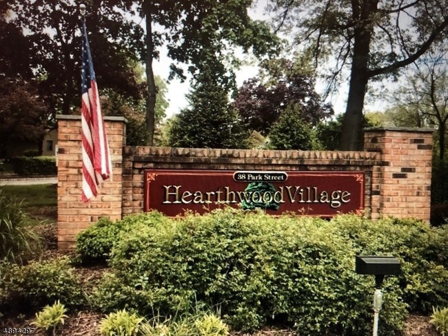 38 Park St-Unit -5F in Florham Park, NJ - Building Photo - Building Photo