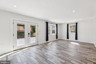 7435 8th St NW in Washington, DC - Building Photo - Building Photo