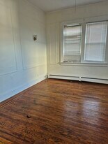 1801 S Wood Ave, Unit 1 in Linden, NJ - Building Photo