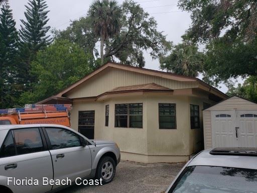 375 Lowndes Ave in Ormond Beach, FL - Foto de edificio - Building Photo