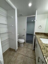 4235 N University Dr, Unit 104 in Sunrise, FL - Building Photo - Building Photo