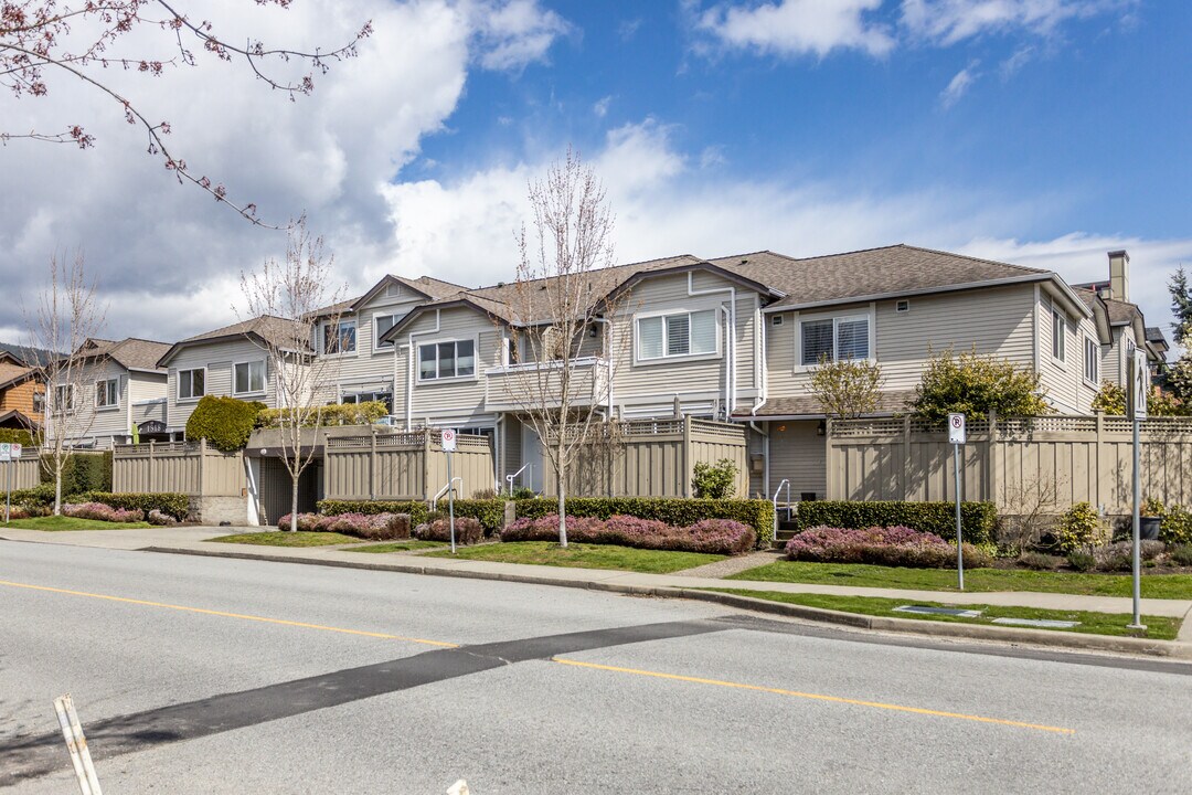 1818 Chesterfield Av in North Vancouver, BC - Building Photo