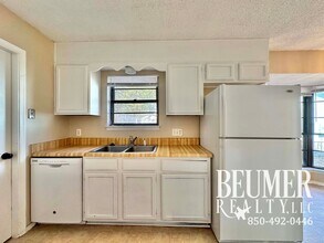 4219 Baywoods Dr in Pensacola, FL - Building Photo - Building Photo