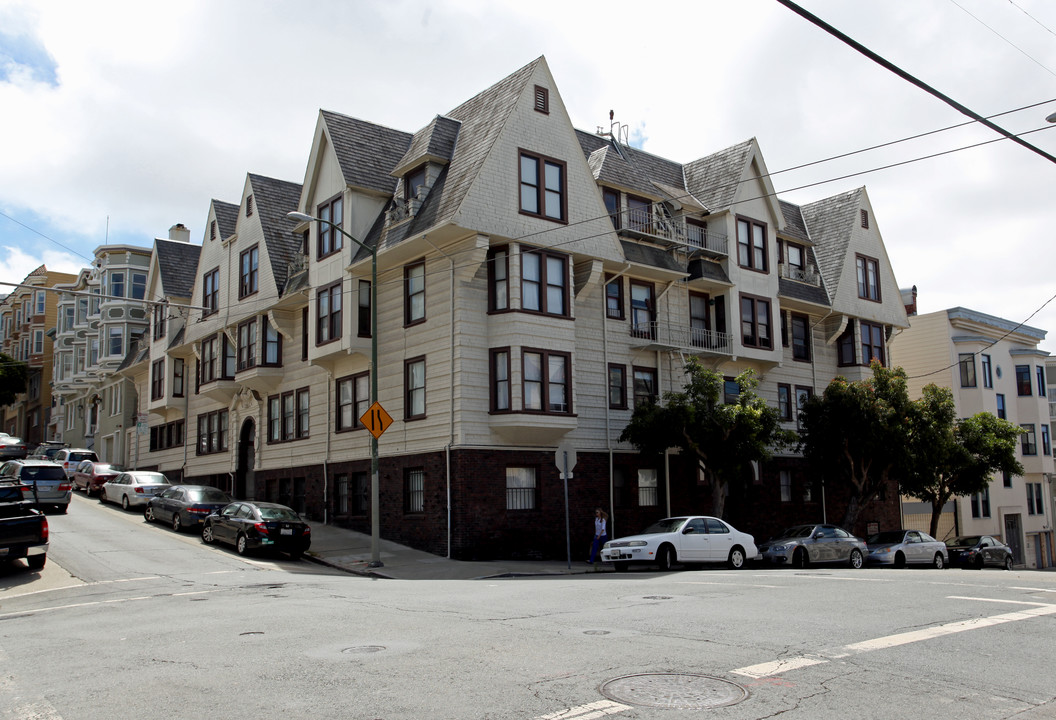 1595 Clay St in San Francisco, CA - Building Photo