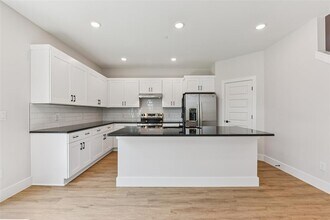 7309 Wondering Armadillo Way in Austin, TX - Building Photo - Building Photo