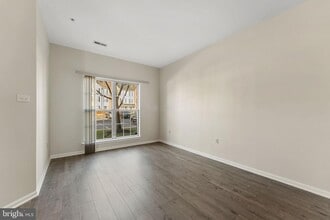 16600 Eldbridge Ln in Bowie, MD - Building Photo - Building Photo