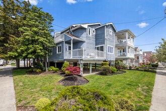 9417 Winchester Ave, Unit A in Margate City, NJ - Foto de edificio - Building Photo