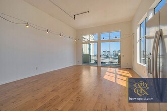 81 Lansing St in San Francisco, CA - Building Photo - Building Photo