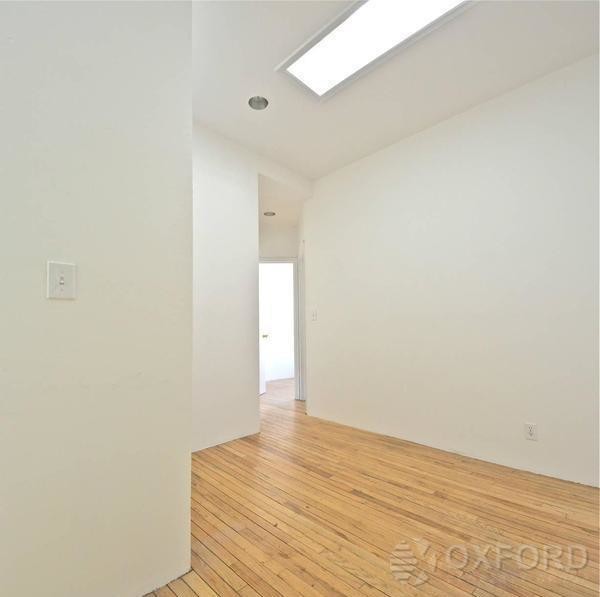 316 Mott St-Unit -2-F in New York, NY - Building Photo - Building Photo