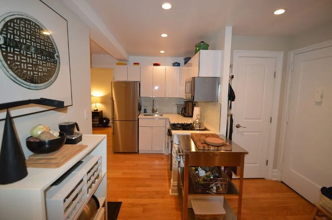 69 Bennett Ave in New York, NY - Building Photo - Building Photo