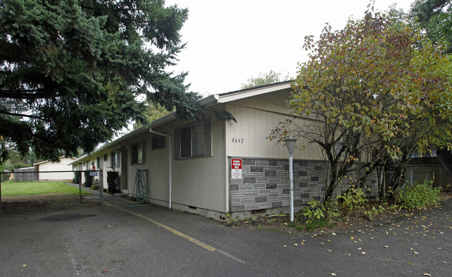 King Road Apartments in Portland, OR - Foto de edificio - Building Photo