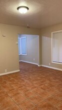 7218 Lockwood St-Unit -T7220 in Oakland, CA - Building Photo - Building Photo