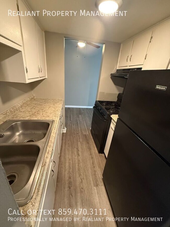 property at 2082 Fairmont Ct