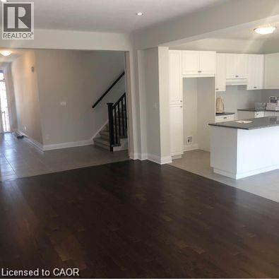 295 Chokecherry Cres in Waterloo, ON - Building Photo - Building Photo