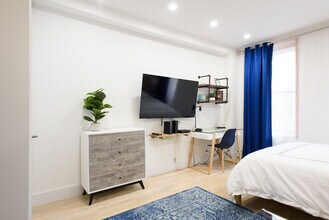 1597 York Ave in New York, NY - Building Photo - Building Photo