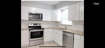 2749 Sweet Springs St in Deltona, FL - Foto de edificio - Building Photo