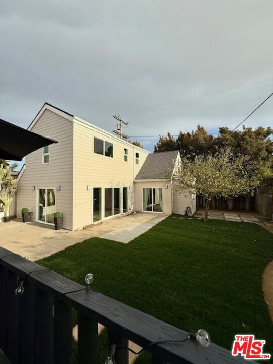 6506 W 83rd St in Los Angeles, CA - Building Photo - Building Photo