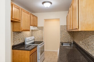 Oak Ridge Village in Milford, MA - Building Photo - Interior Photo