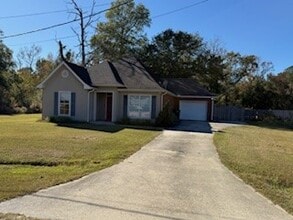 45367 Ada's Way in Hammond, LA - Building Photo - Building Photo