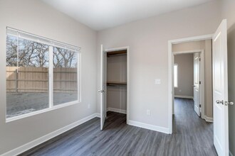 12031 W Shadow Lakes St in Wichita, KS - Building Photo - Building Photo
