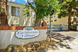 5700 Etiwanda Ave, Unit 288 in Los Angeles, CA - Building Photo