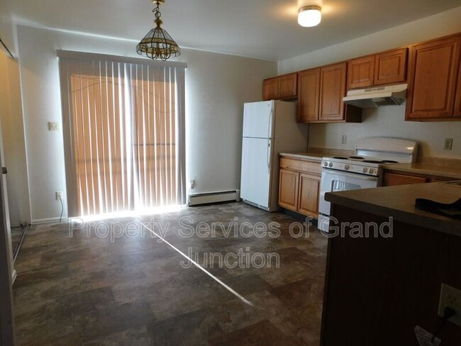 3245 Downey Ct in Clifton, CO - Building Photo - Building Photo